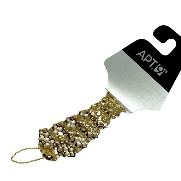 APT.9 Filigree Goldtone Bracelet 6” Magnetic Closure NWT - Picture 3 of 4
